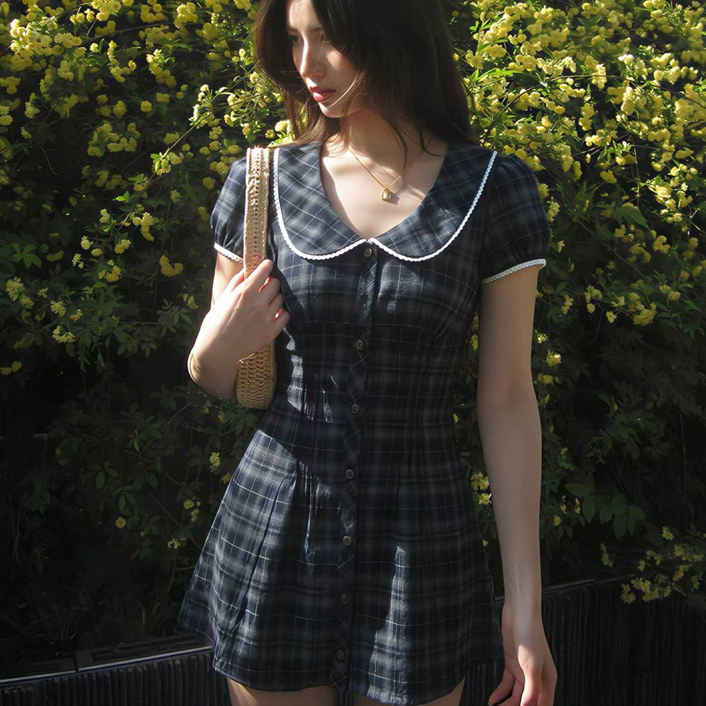 Doll-collar Plaid