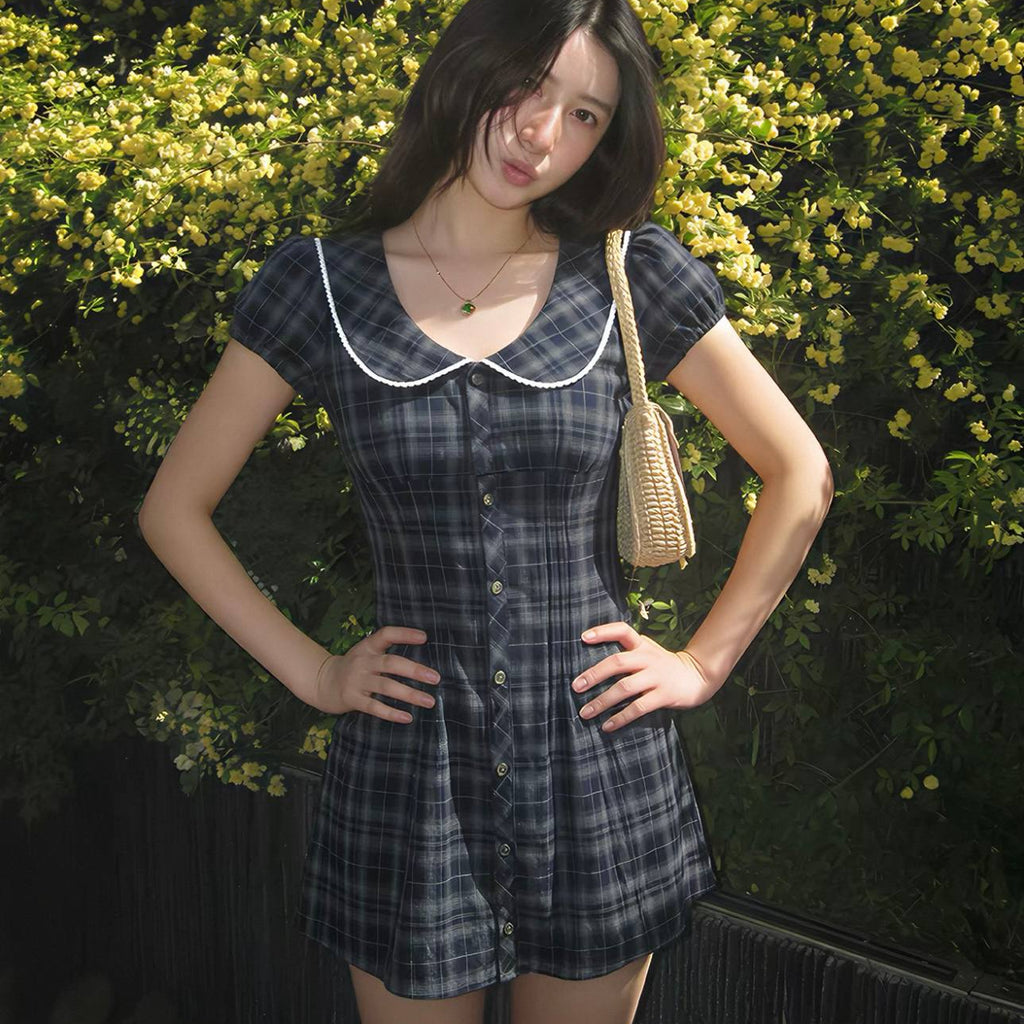 Doll-collar Plaid