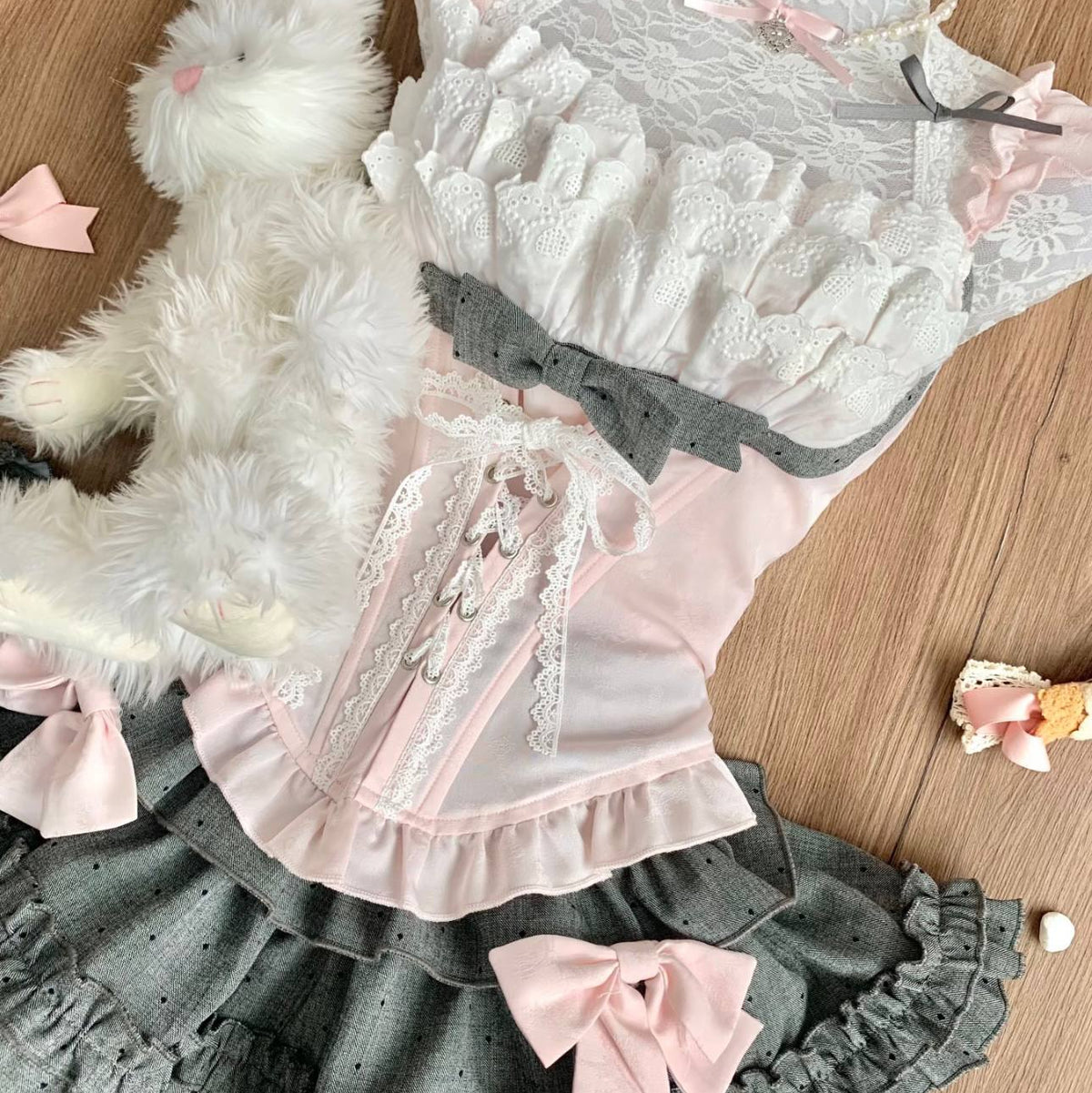 Top With Halter Tie And Matching