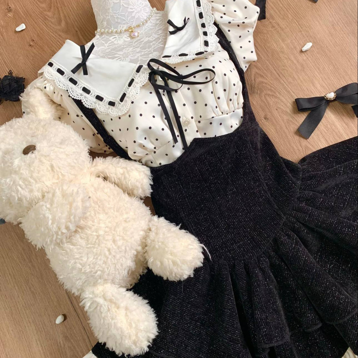 Black Bow Polka Dot