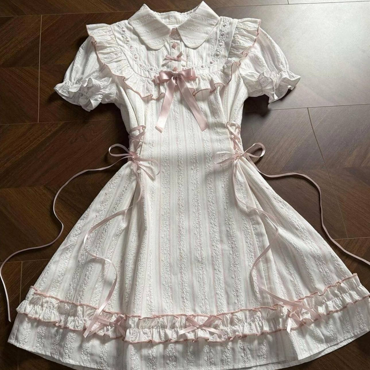 Soft Ruffle Bow