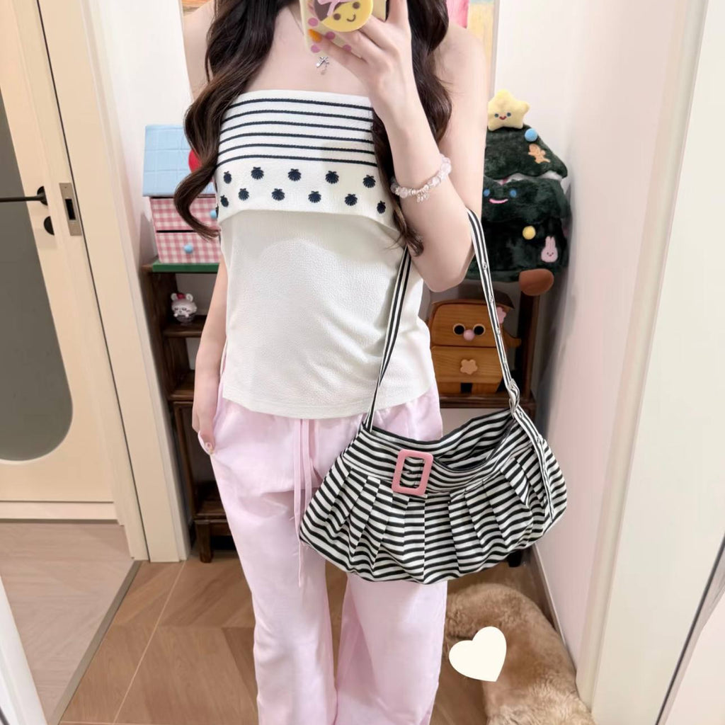 Shirped knit Strapless top