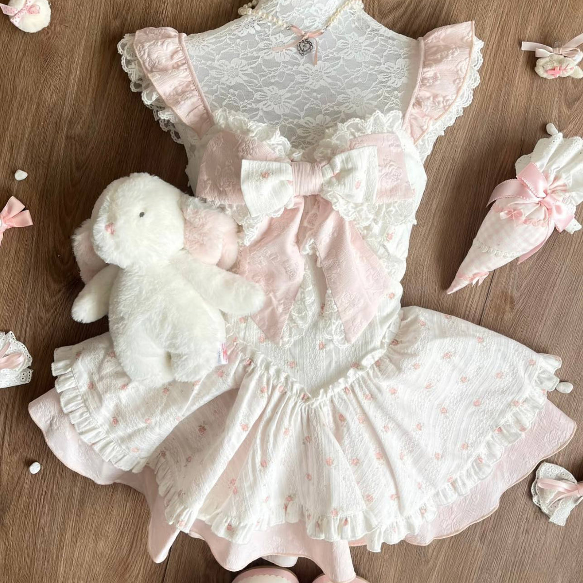 White Lace Bow Ruffle