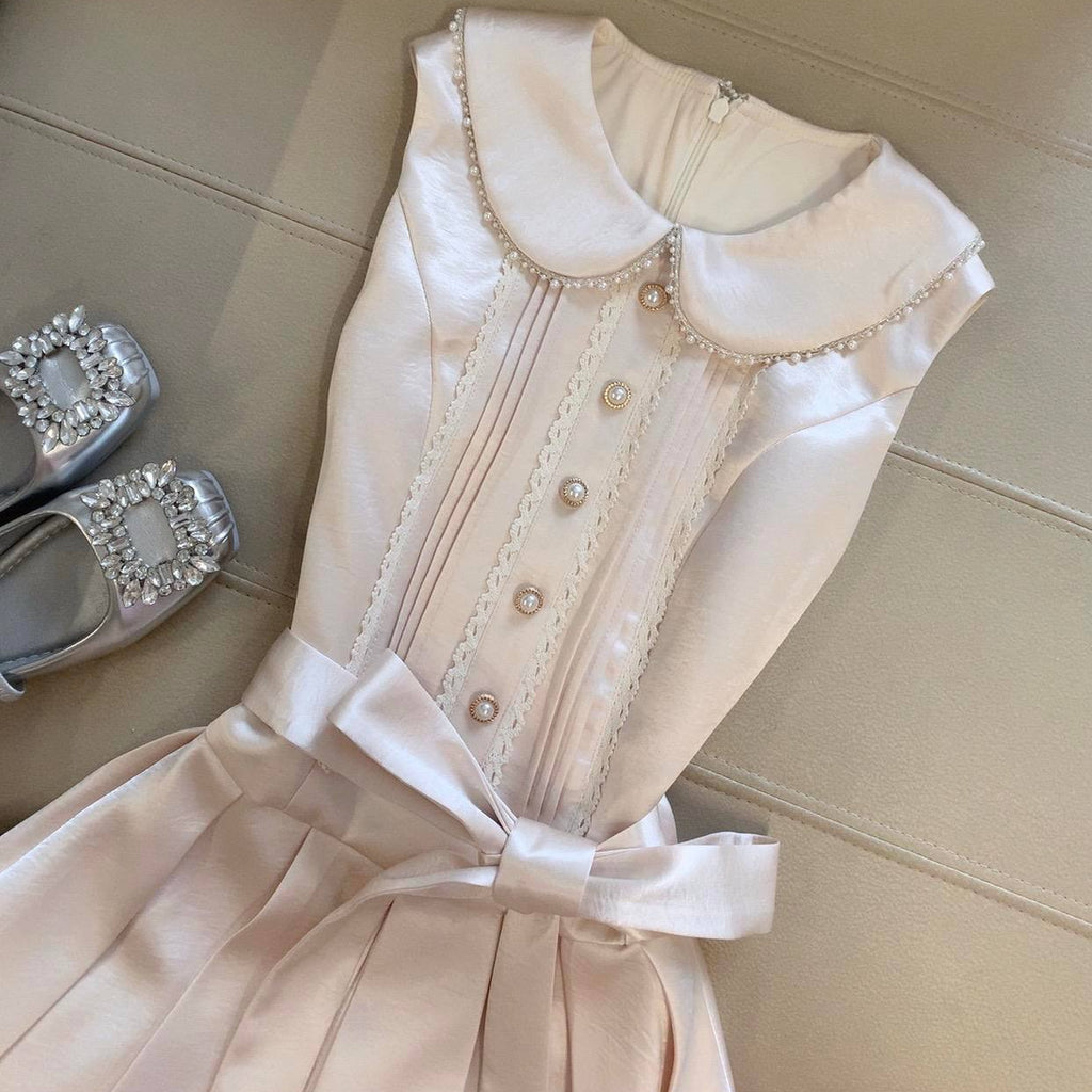 Chic Doll-collar, Waist-cinched Pleated