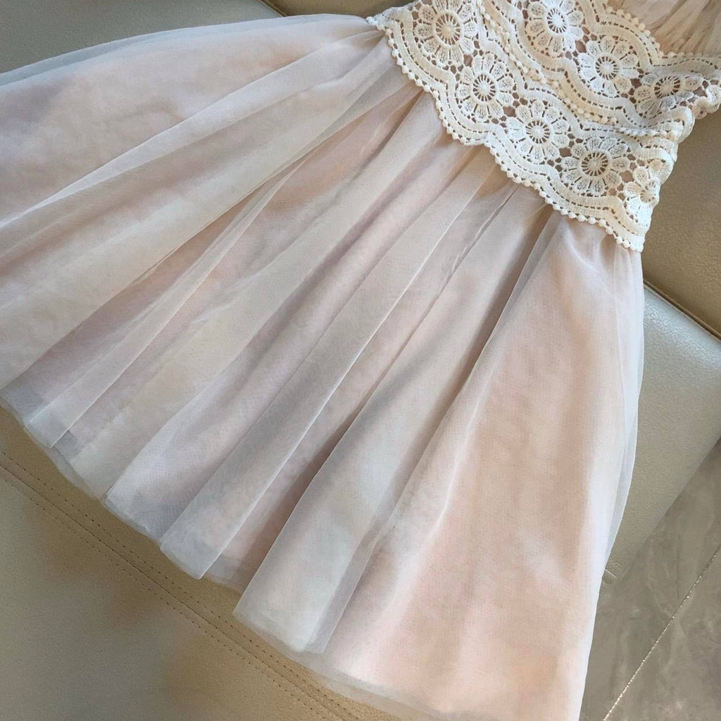 Multiple Styling Options Waist-cinching And Fluffy Skirt