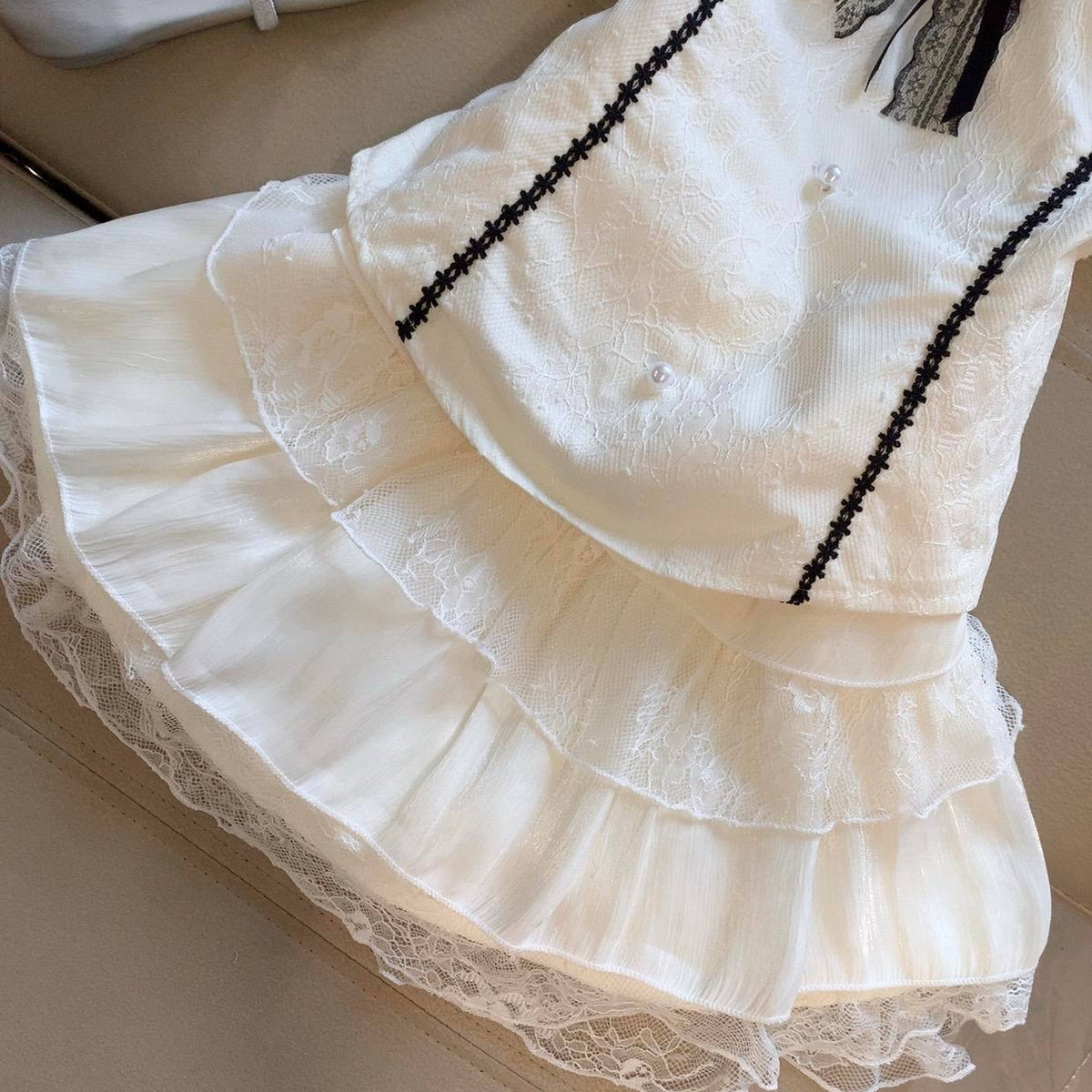 Off-shoulder Bowknot Ruffle