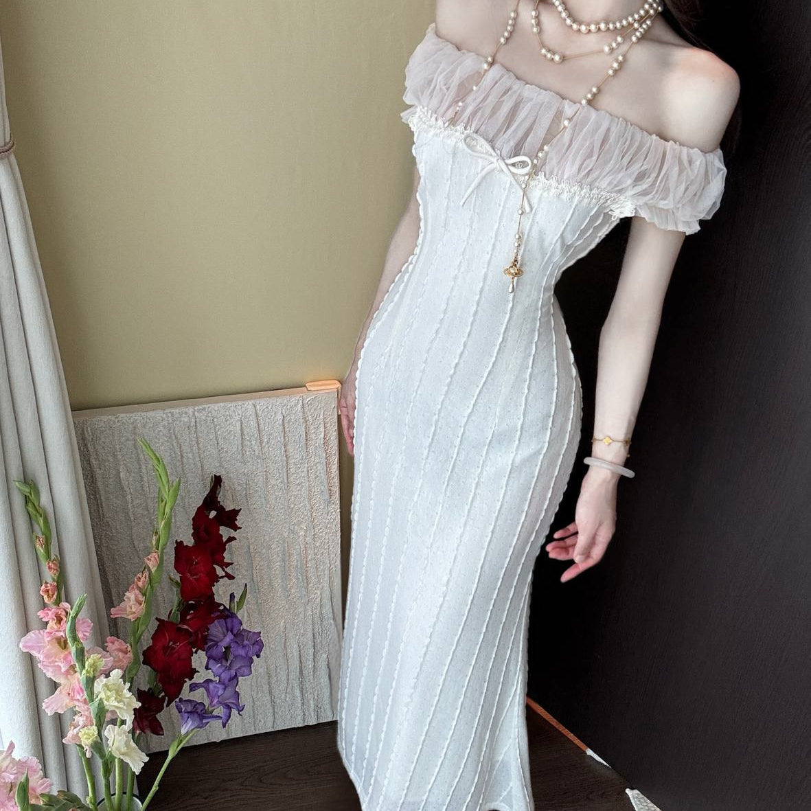 One-shoulder Dress