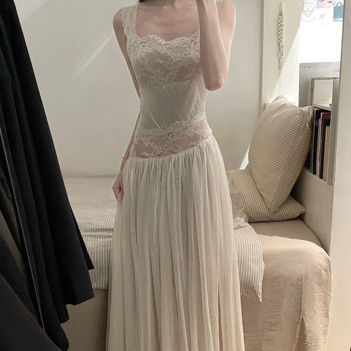 White Lace-strapped dress